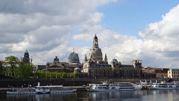 Wohnmobil mieten in Dresden